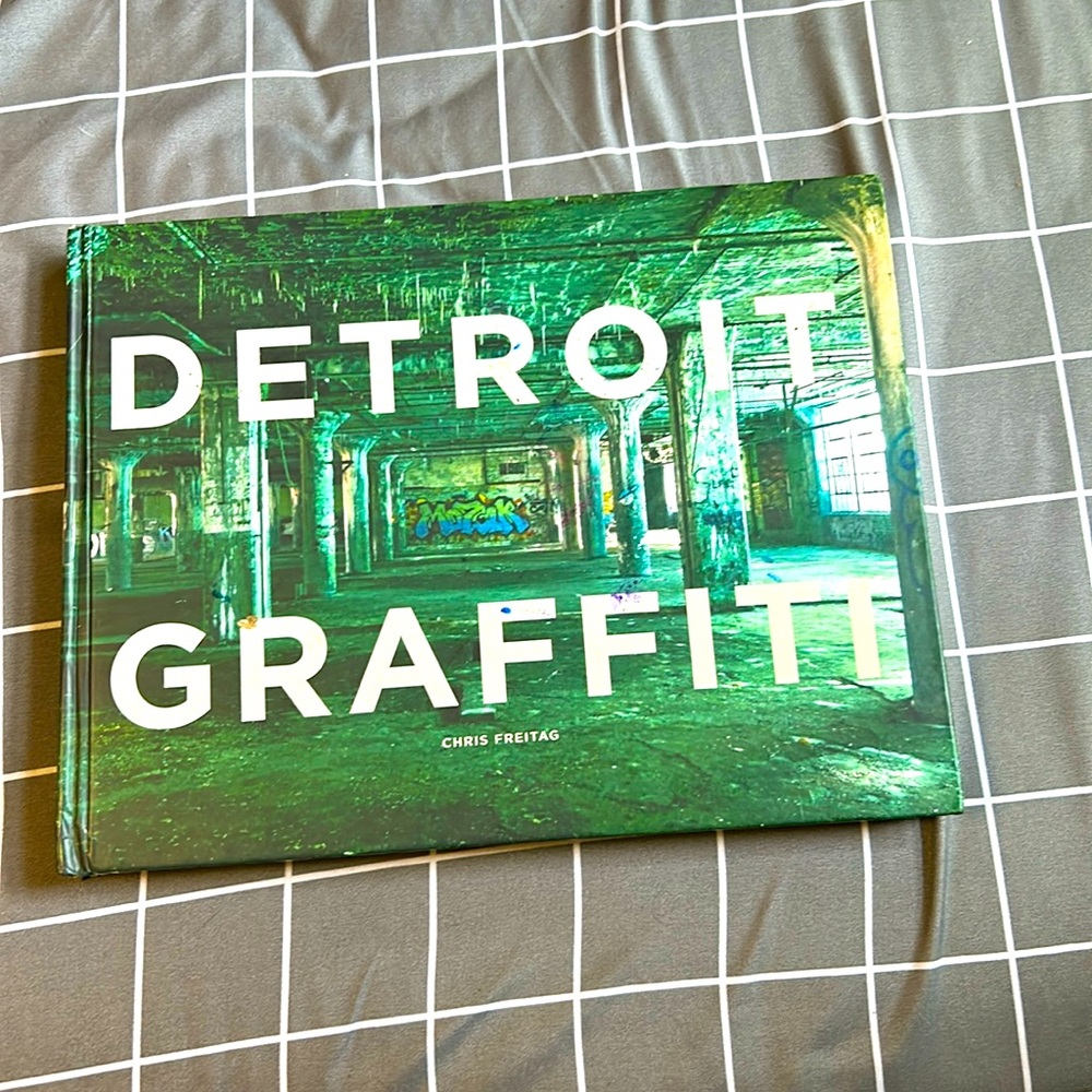 ‘Detroit Graffiti’ by Chris Freitag book